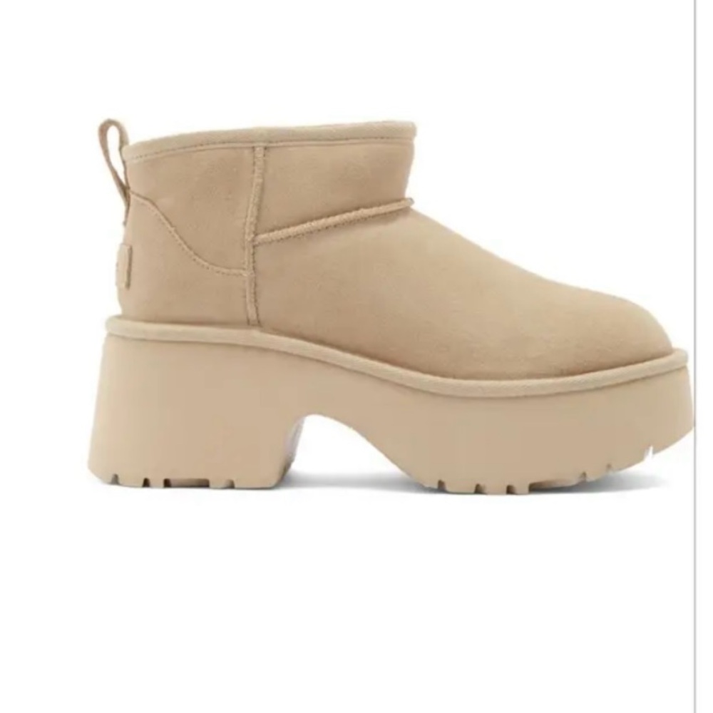 UGG Women's Beige Platform Ankle Boots NWT